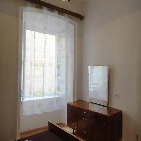 Antonio Apartment